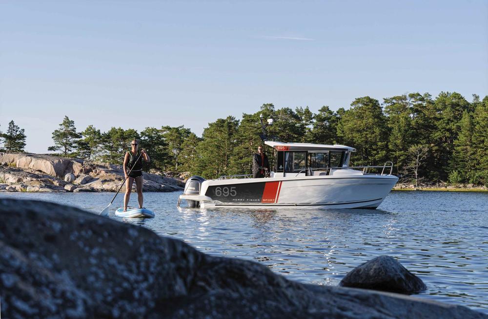 Instructeur de yacht expérimenté