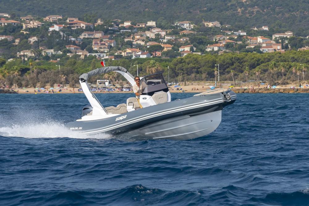 Martin, Directeur Général