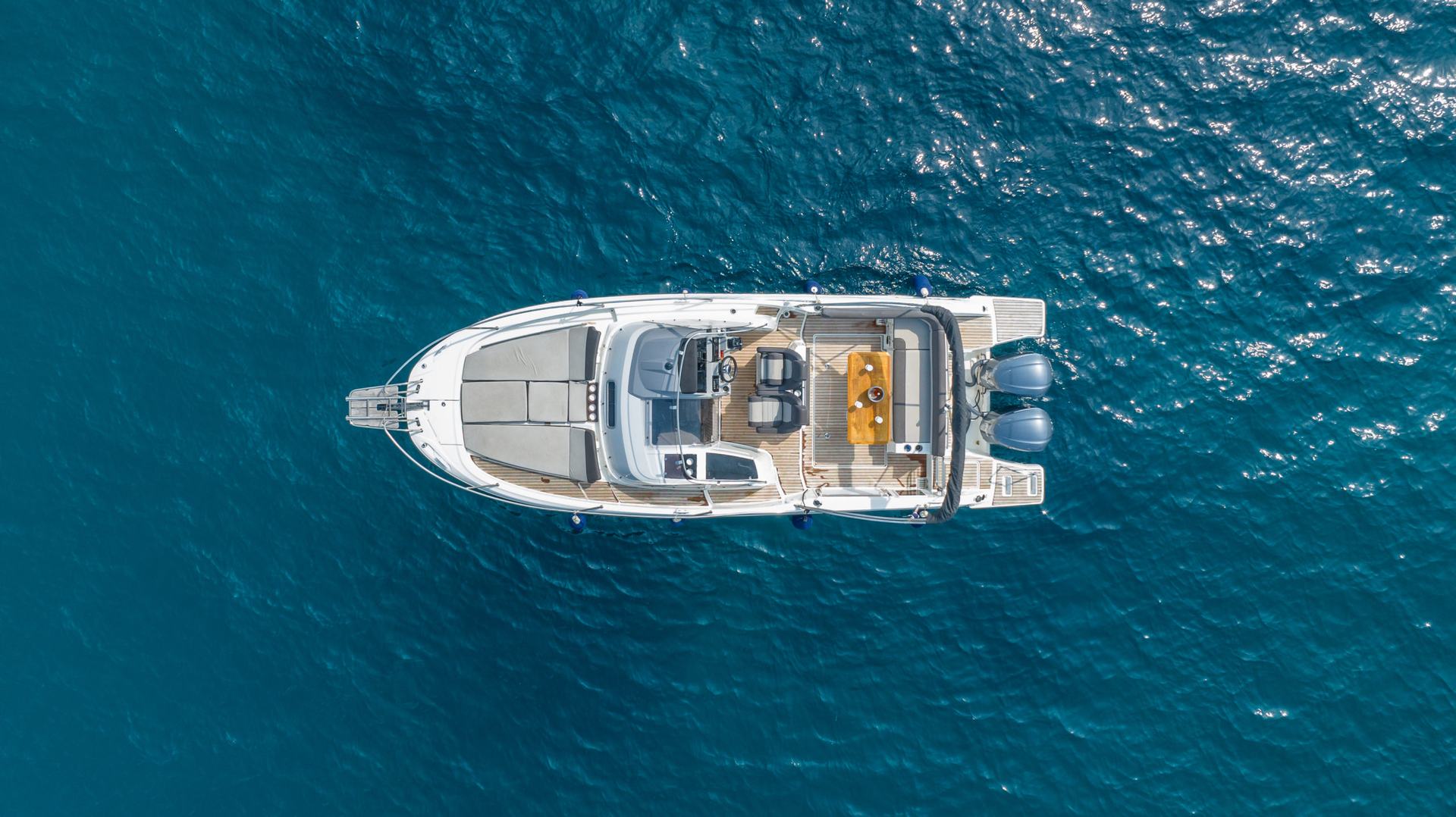 Contact Yacht Manager